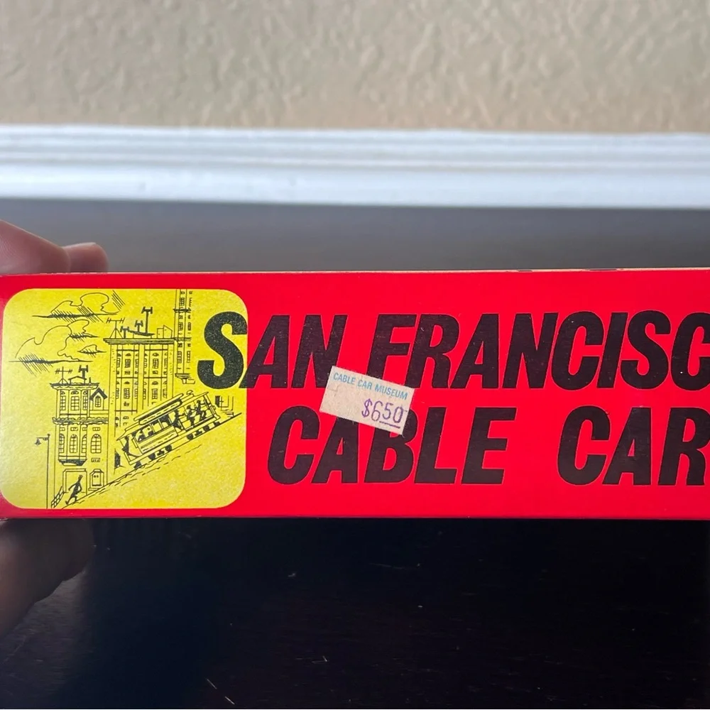 Classic San Francisco Cable Car Toy - Green and Red